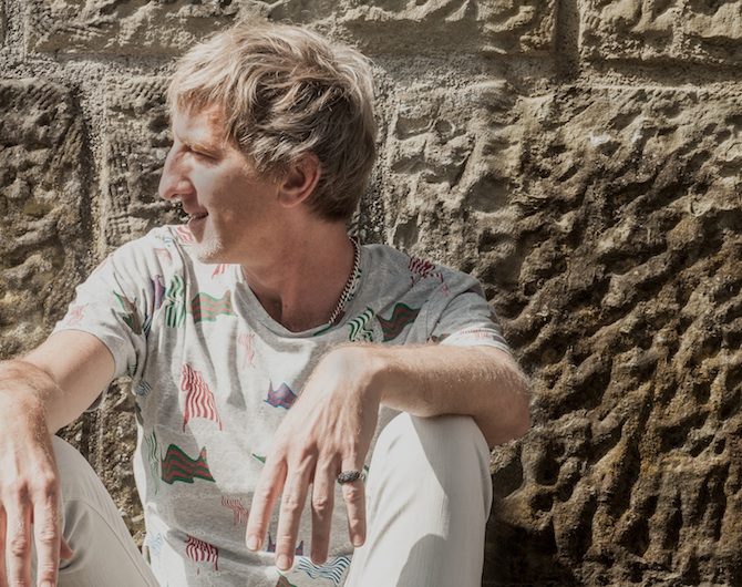 merz Benedikt Sartorius. Journalist und Popkulturist.